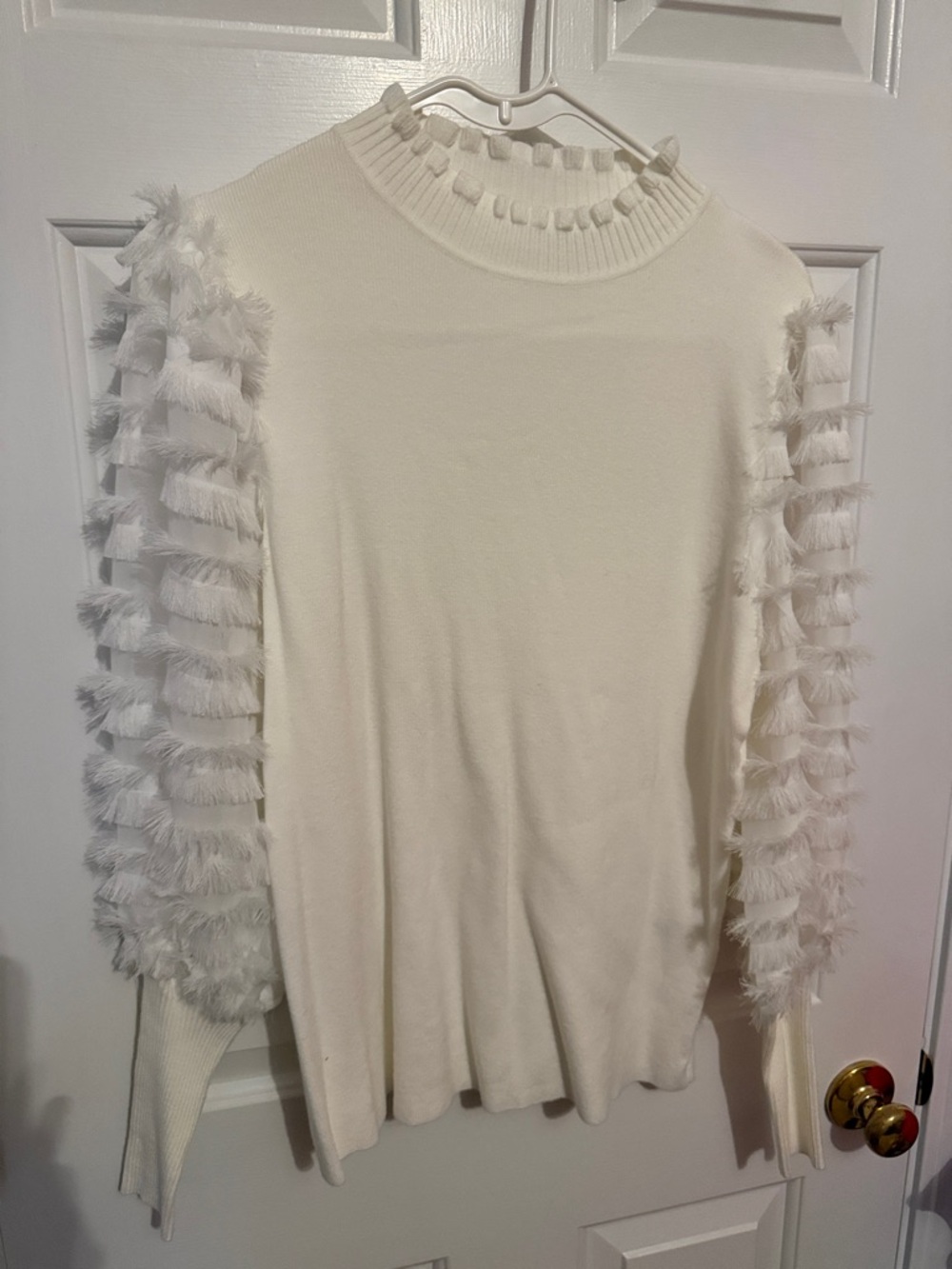Sioni White Fringe-Sleeve Knit Sweater